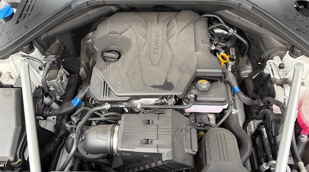 Used 2023 Genesis GV70 2.5T w/ Sport Prestige Package AWD/4WD image 8