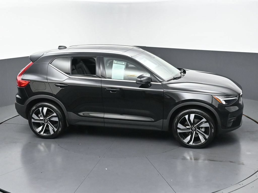 Used 2023 Volvo XC40 B5 Ultimate w/ Climate Package AWD/4WD image 41