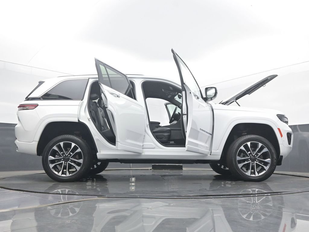 Used 2022 Jeep Grand Cherokee Overland image 66