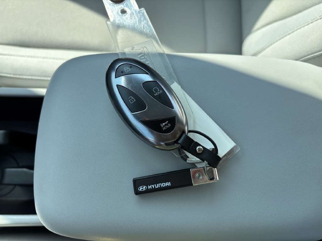 Used 2026 Hyundai Kona SE FWD image 25
