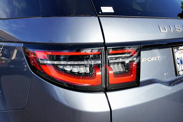 Used 2023 Land Rover Discovery Sport SE AWD/4WD image 8