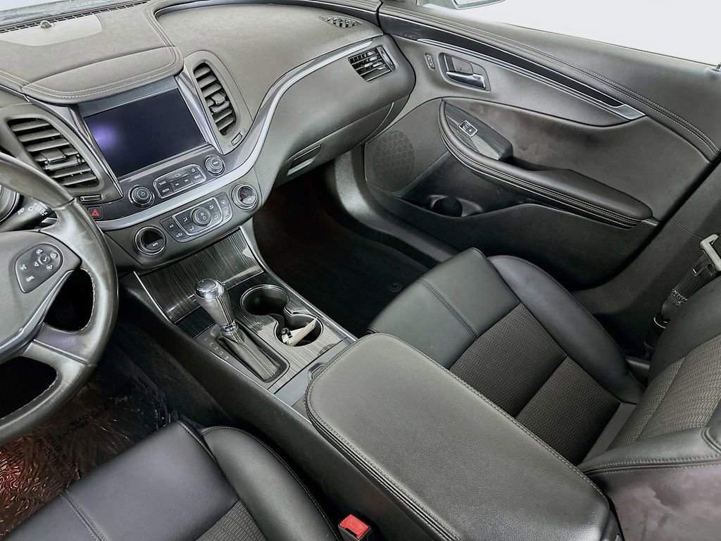 Used 2019 Chevrolet Impala LT image 31