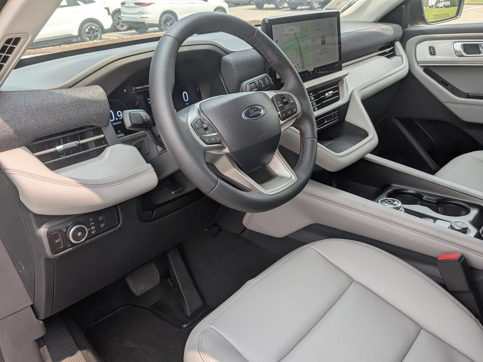New 2026 Ford Explorer Active w/ Active Comfort Package AWD/4WD image 15