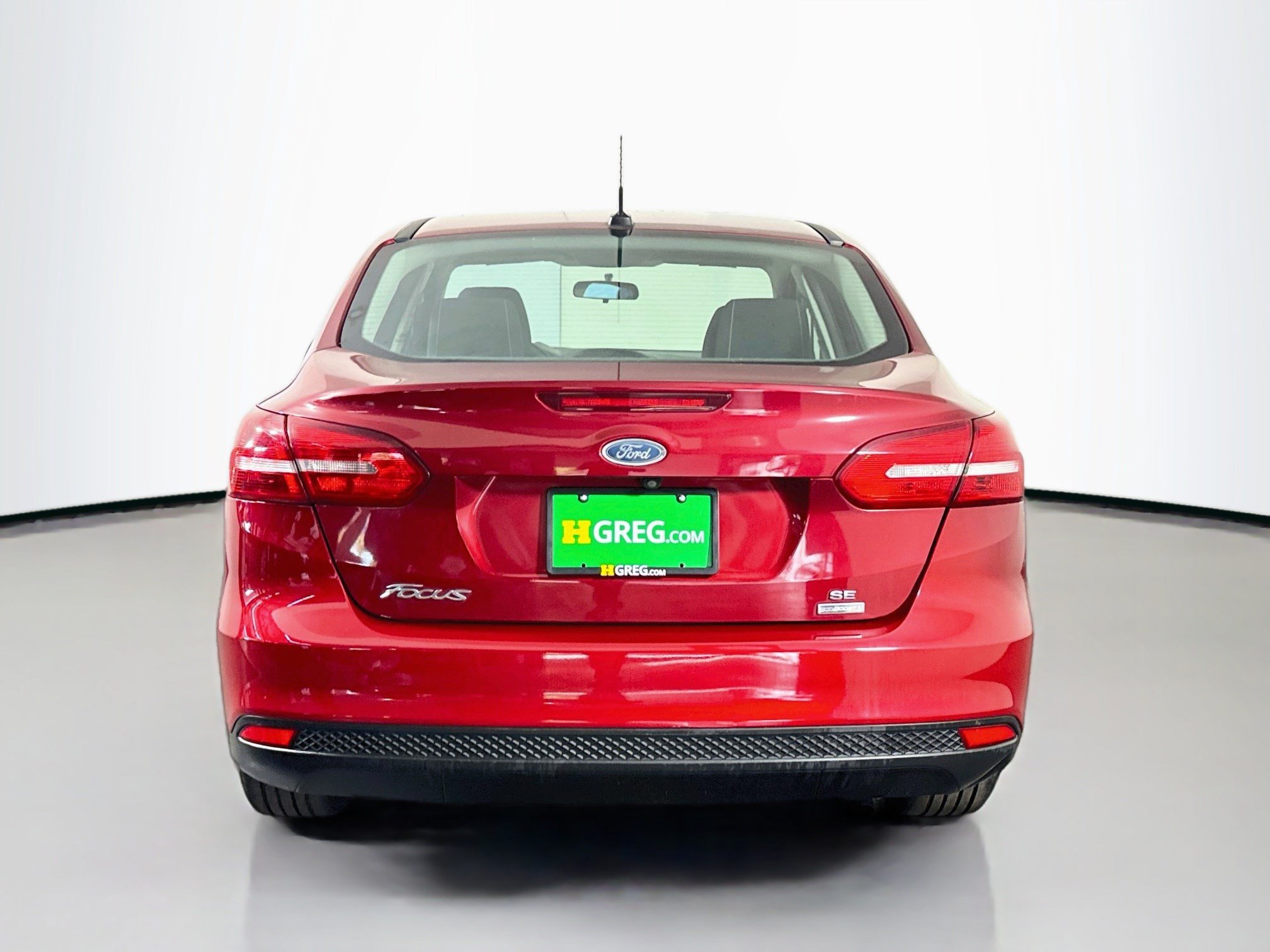 Used 2017 Ford Focus SE FWD image 8