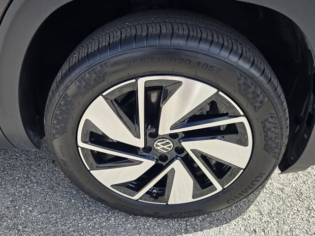 Used 2024 Volkswagen Atlas SE image 17