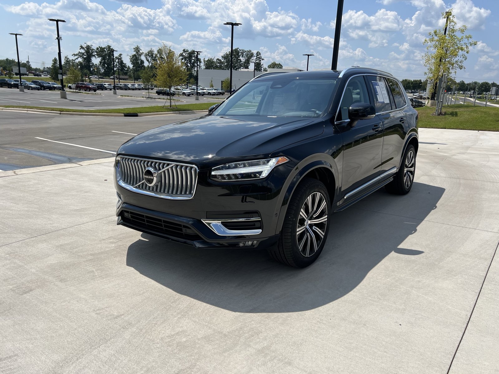 Used 2025 Volvo XC90 B6 Plus AWD/4WD image 4