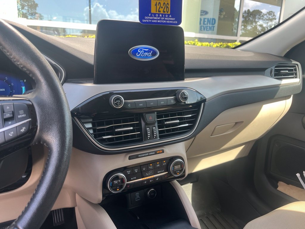 Used 2021 Ford Escape SEL w/ Technology Package FWD image 7