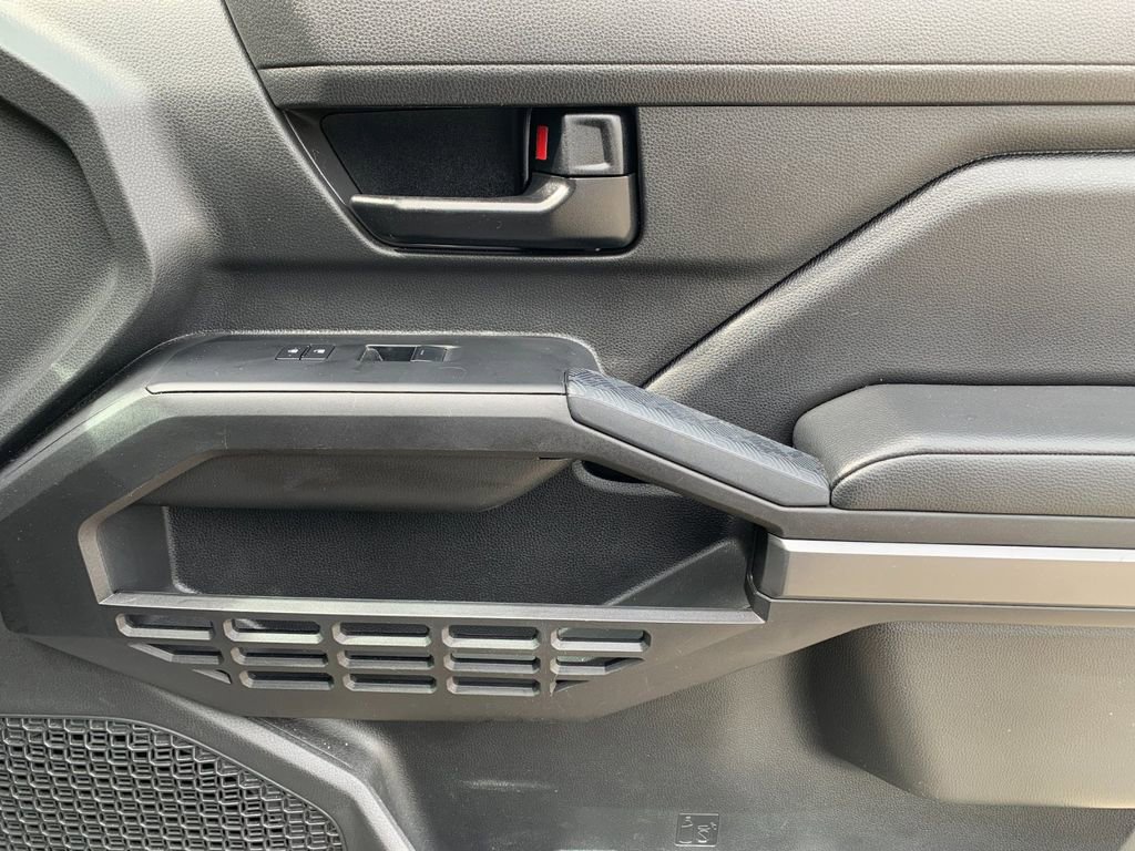 Used 2024 Toyota Tacoma SR5 RWD image 19