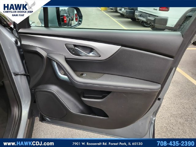 Used 2023 Chevrolet Blazer LT FWD image 29