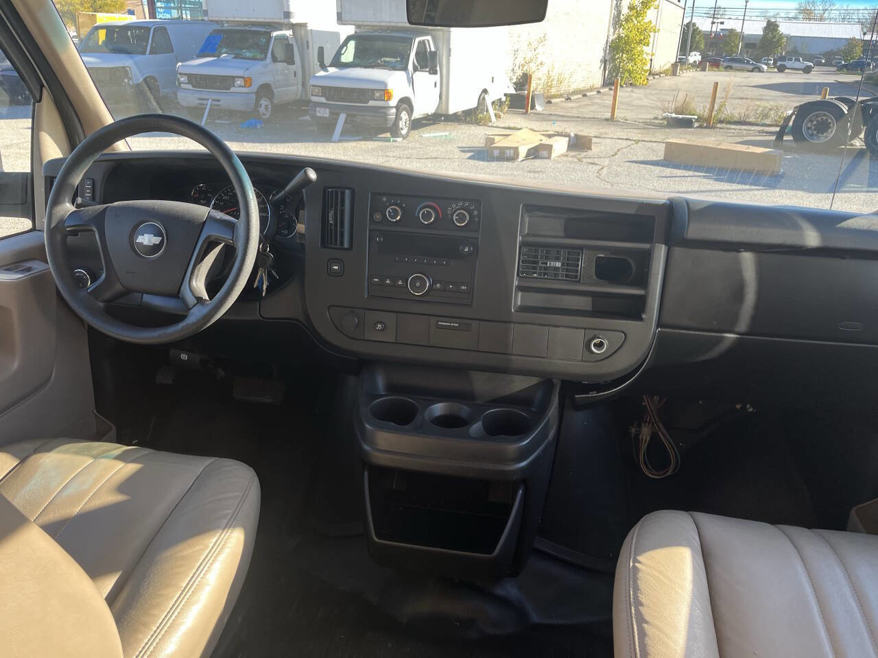 Used 2010 Chevrolet Express 1500 LS image 8