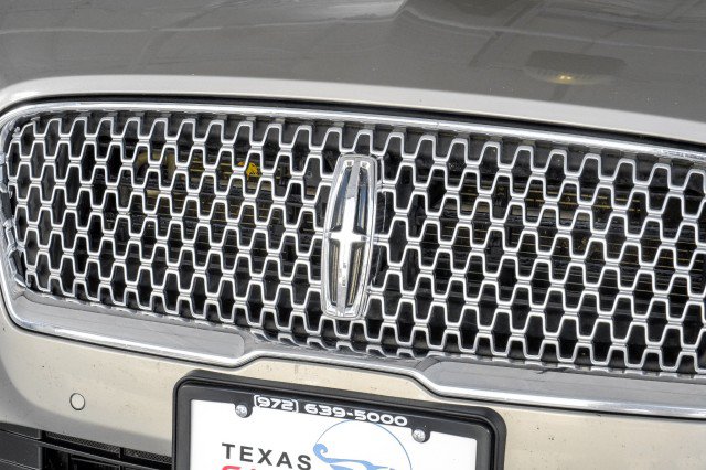 Used 2019 Lincoln MKZ Reserve FWD image 59