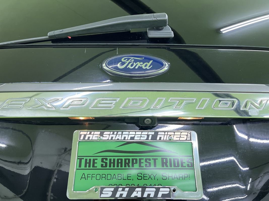 Used 2017 Ford Expedition Limited AWD/4WD image 13