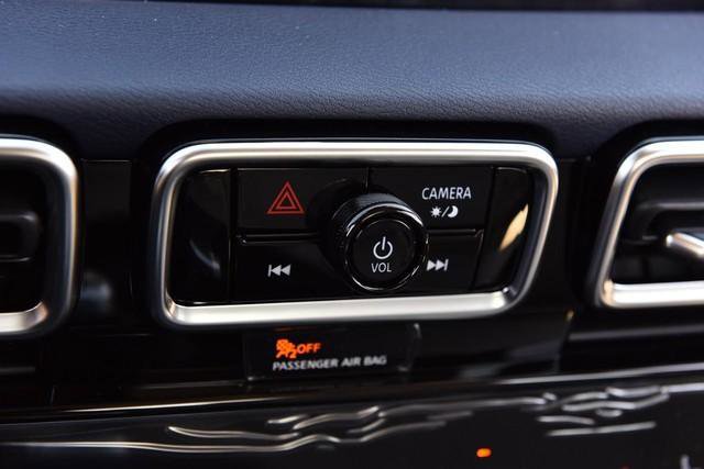 New 2026 Nissan Sentra SL w/ Floor Mat Package image 19