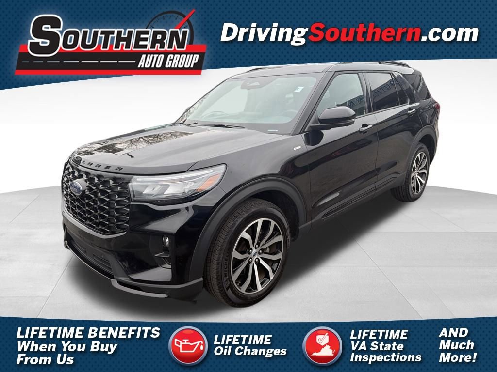 Used 2025 Ford Explorer ST-Line image 1