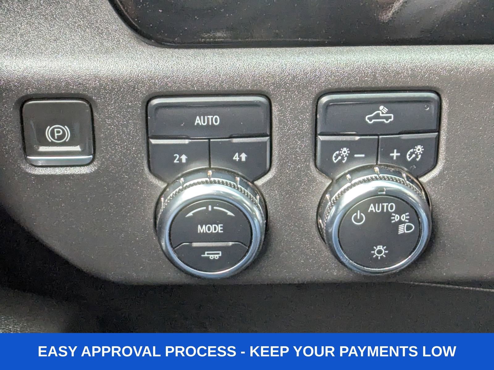 Used 2023 GMC Sierra 1500 SLE image 39