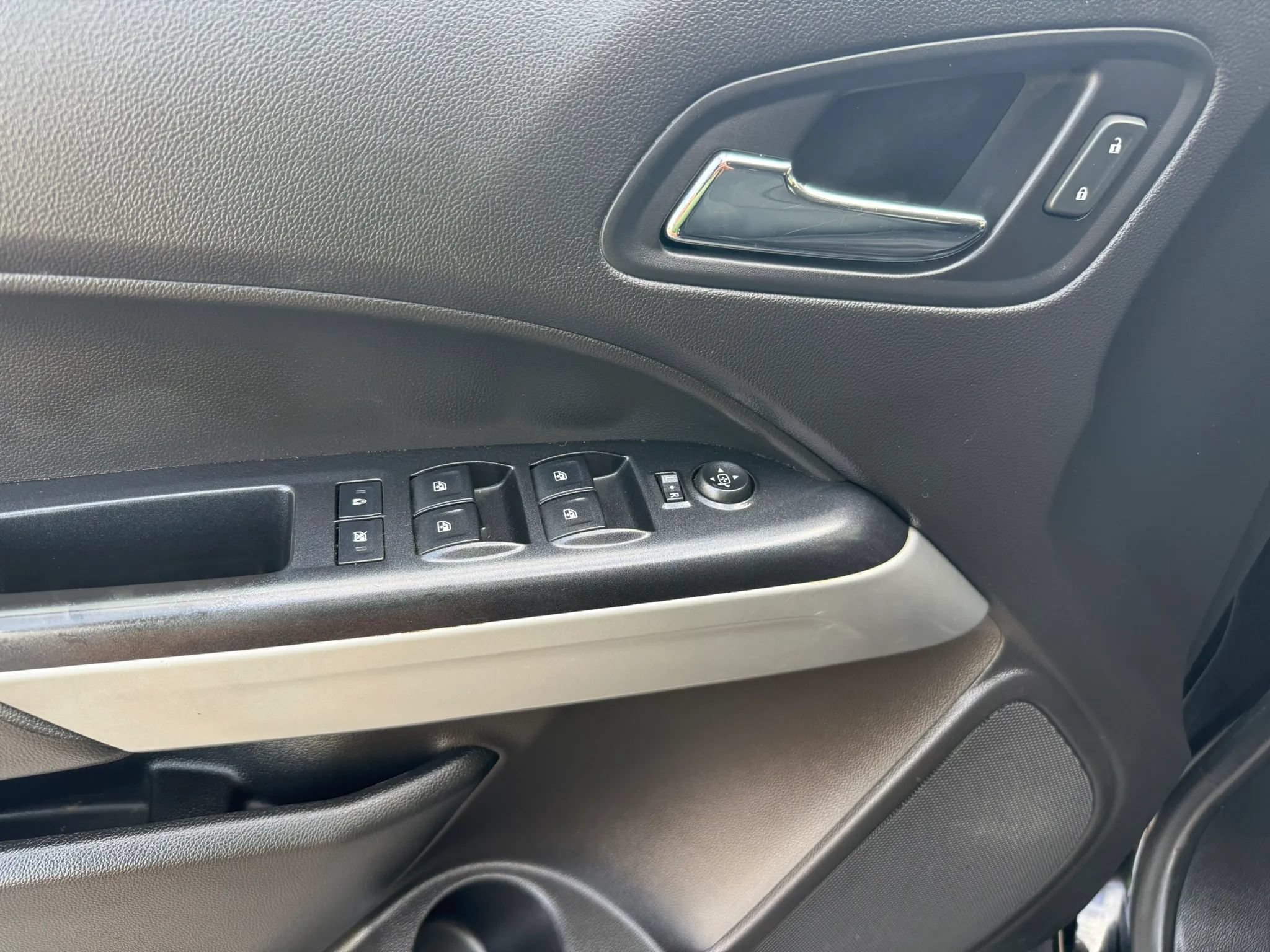 Used 2017 Chevrolet Colorado LT RWD image 10
