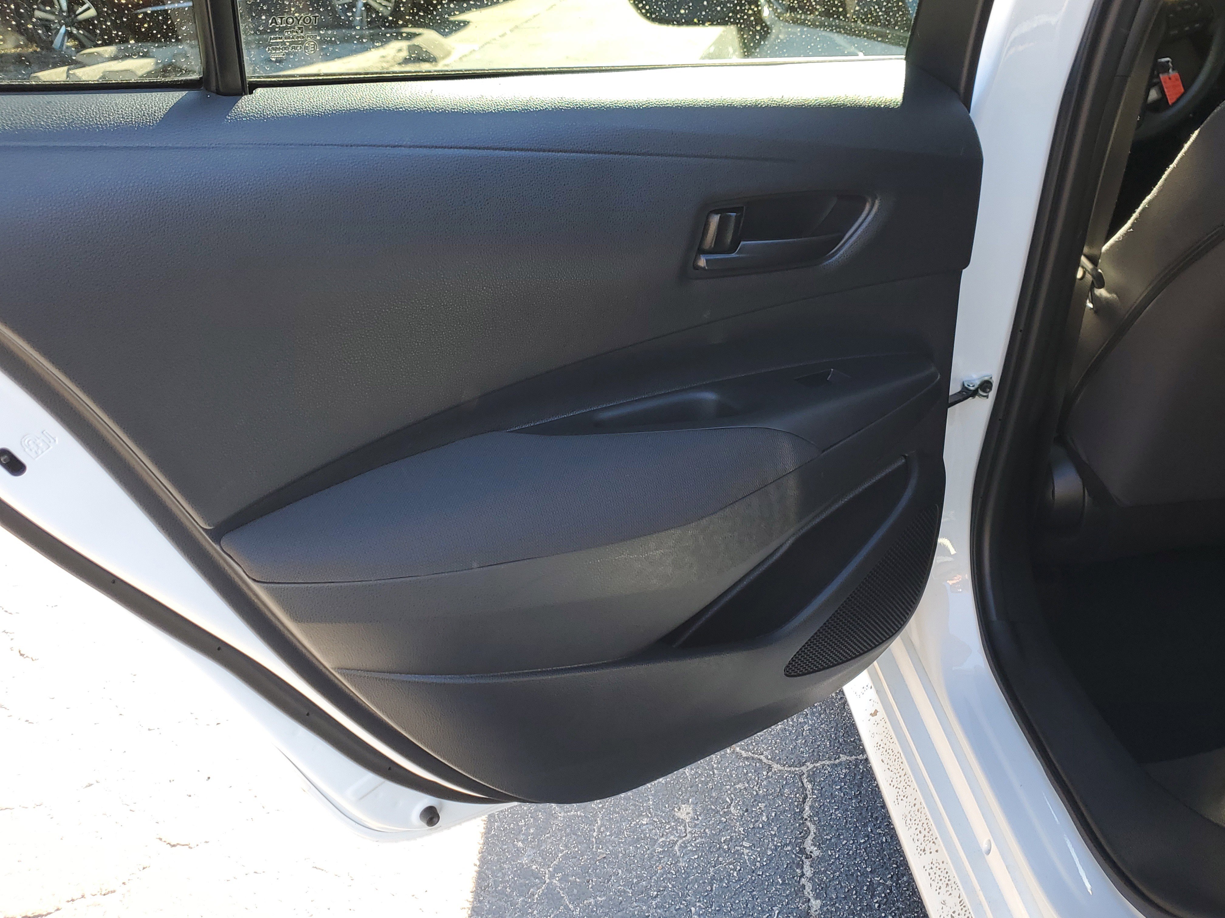 Used 2024 Toyota Corolla LE image 11