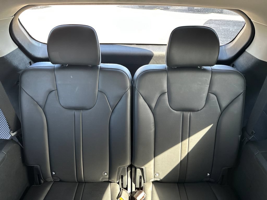 Used 2024 Kia Sorento S FWD image 18