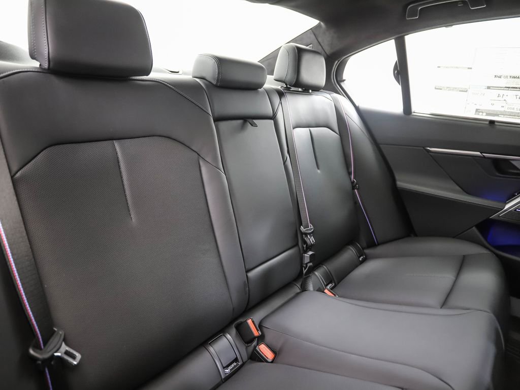 New 2026 BMW M5 w/ Carbon Package image 30
