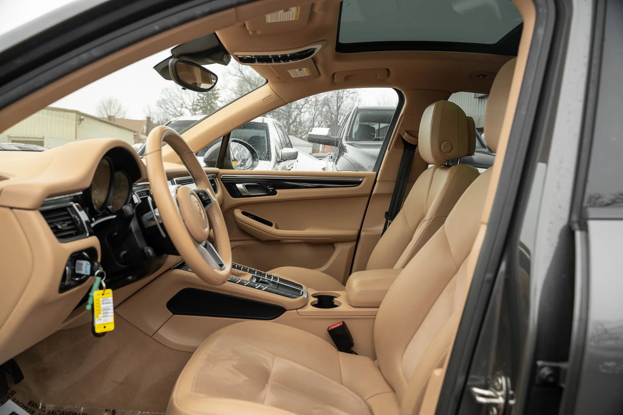 Used 2017 Porsche Macan Sport Edition image 7