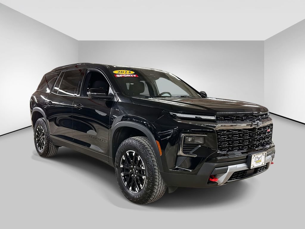 Used 2024 Chevrolet Traverse Z71 image 6