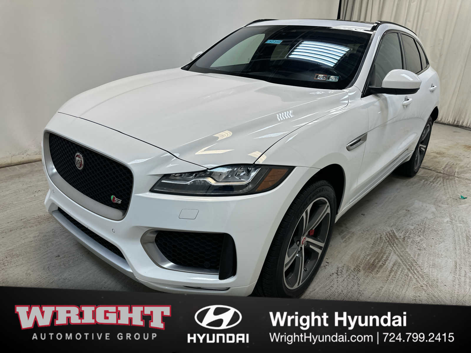 Used 2018 Jaguar F-PACE S AWD/4WD image 3