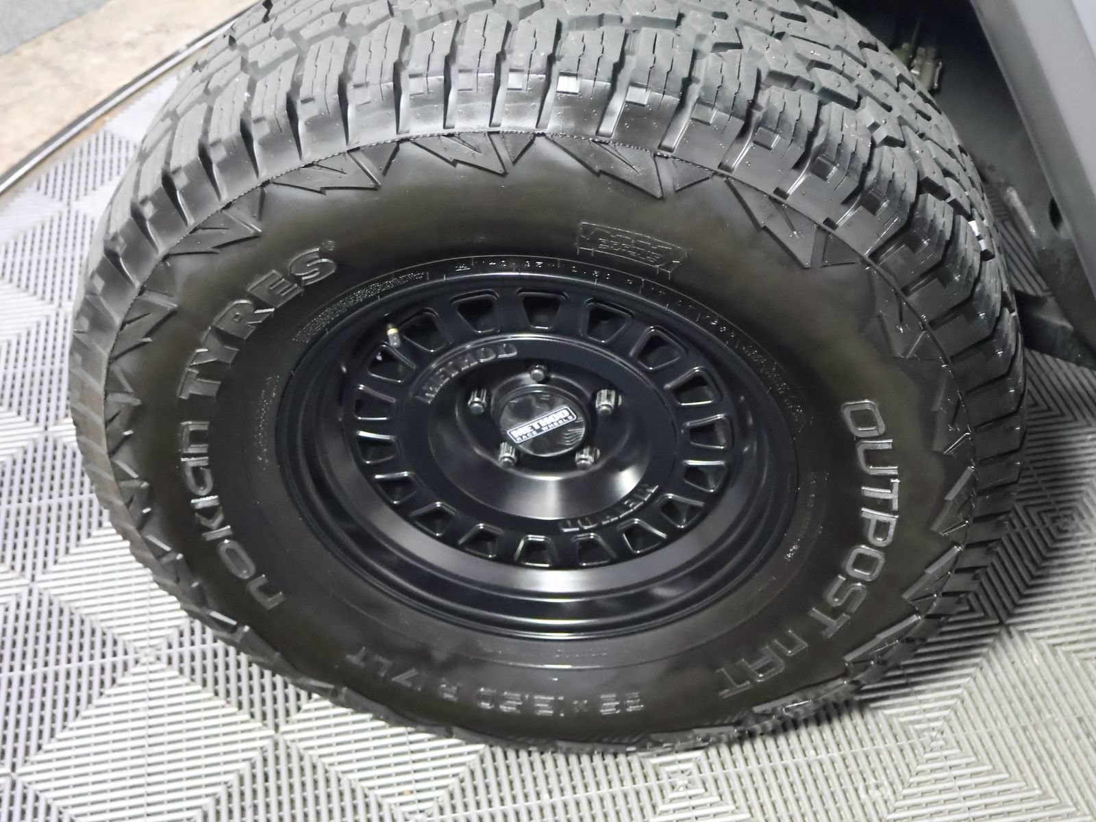Used 2014 Jeep Wrangler Unlimited Sahara w/ Max Tow Package AWD/4WD image 16