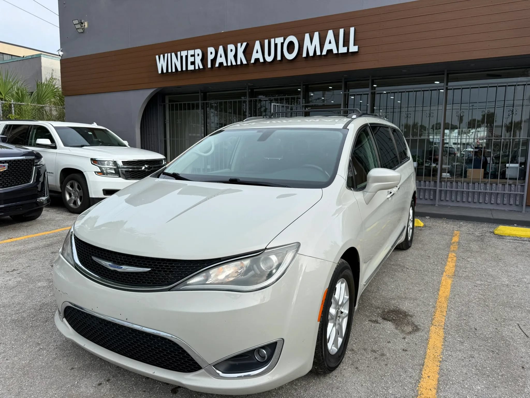 Used 2020 Chrysler Pacifica Touring-L