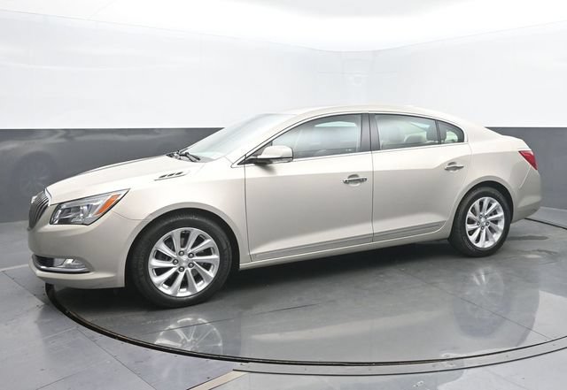 Used 2016 Buick LaCrosse Leather FWD image 2