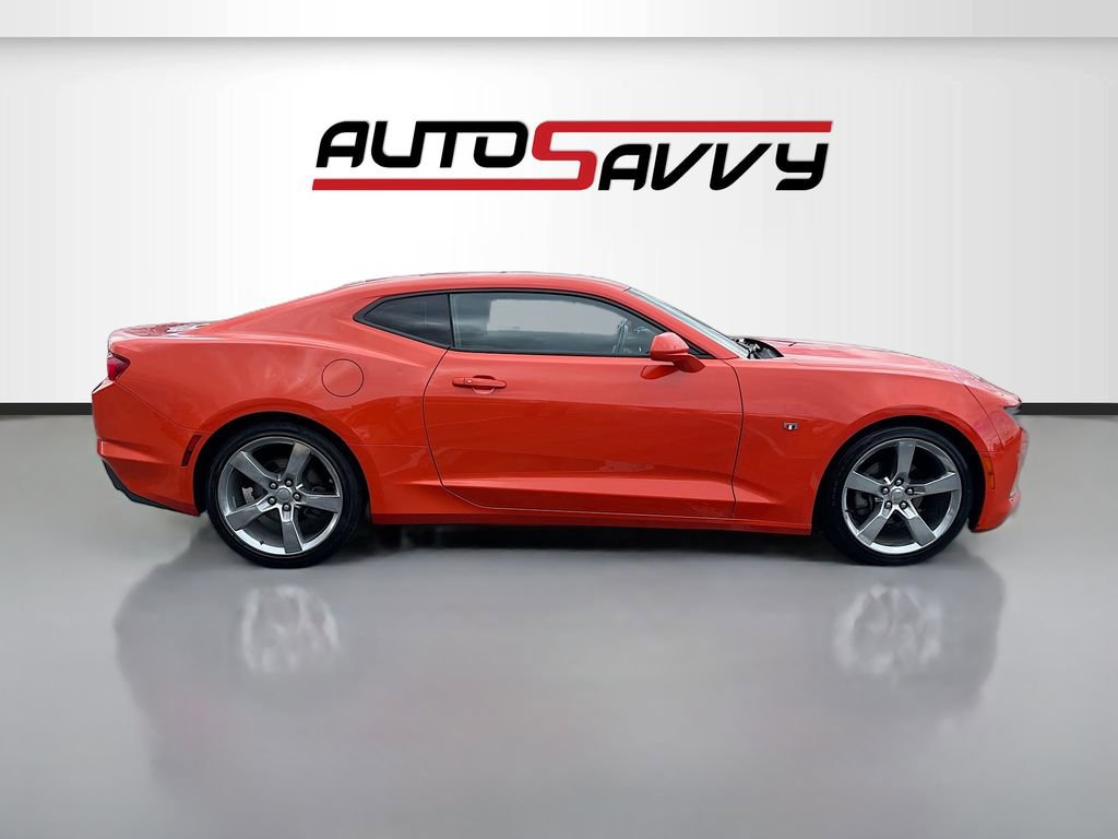 Used 2019 Chevrolet Camaro LT image 8