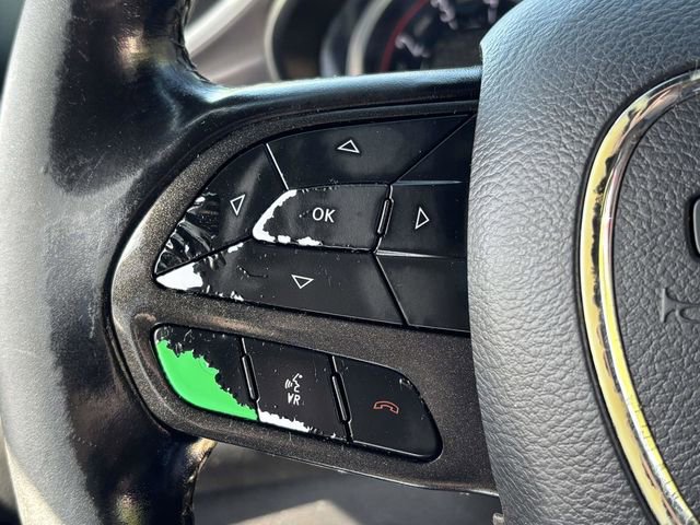 Used 2020 Dodge Challenger SXT RWD image 12