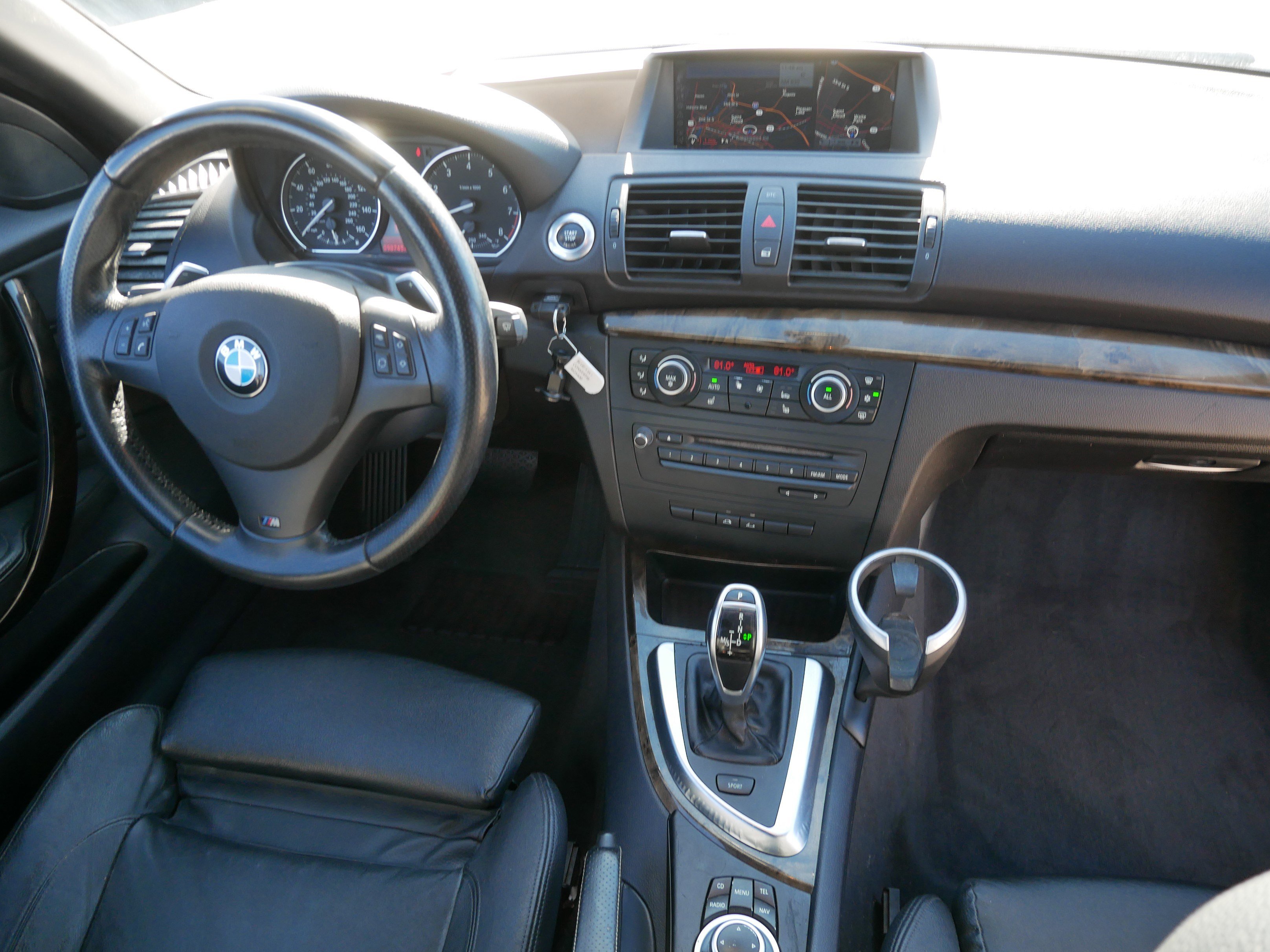 Used 2011 BMW 135i Convertible image 10