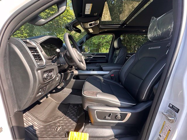 New 2027 RAM 1500 Laramie AWD/4WD image 23