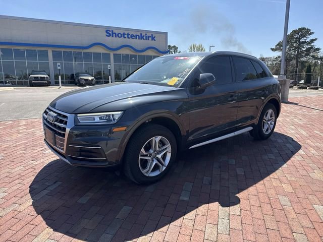 Used 2018 Audi Q5 2.0T Premium w/ Convenience Package image 4