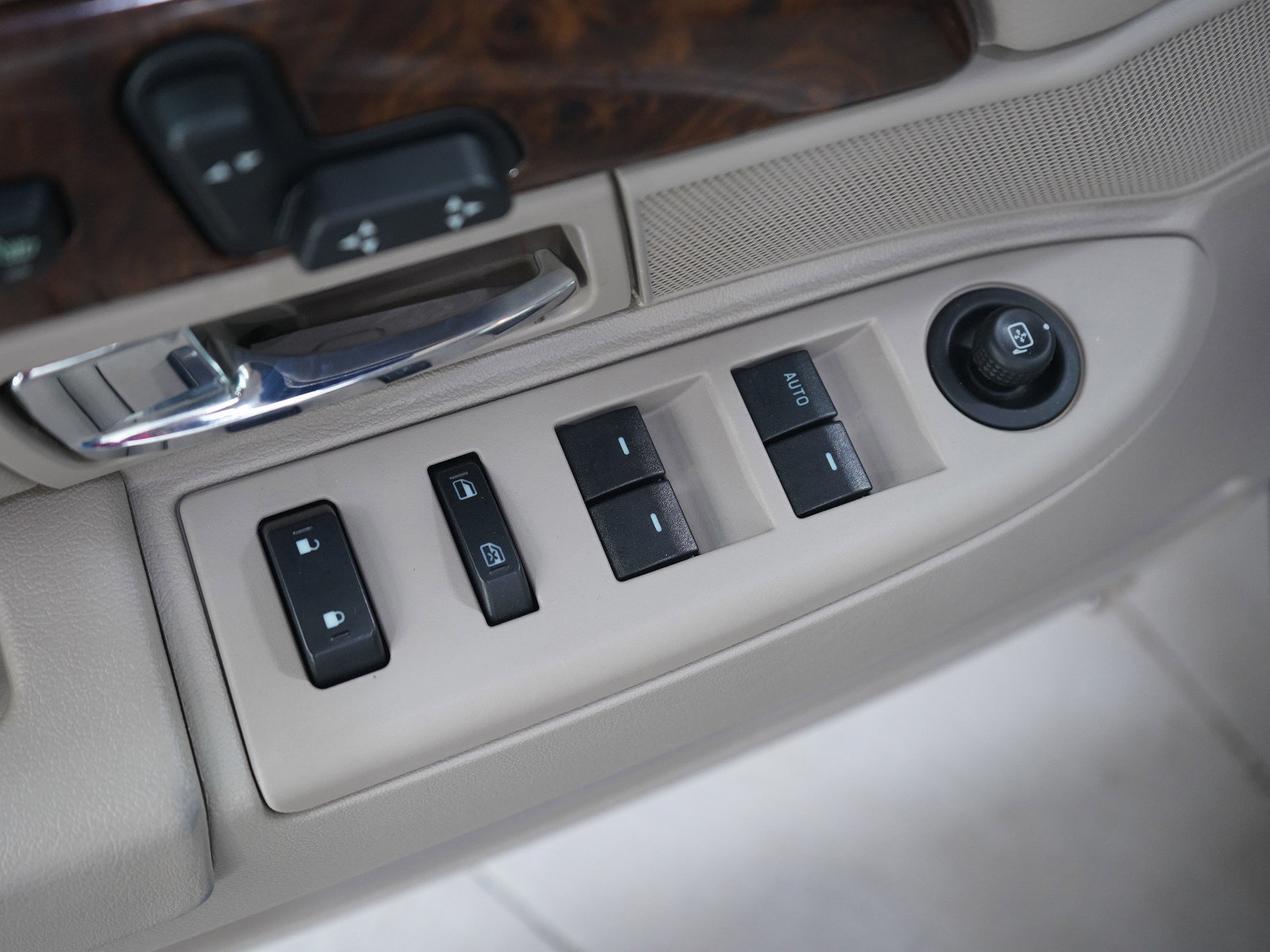 Used 2009 Mercury Grand Marquis LS RWD image 19