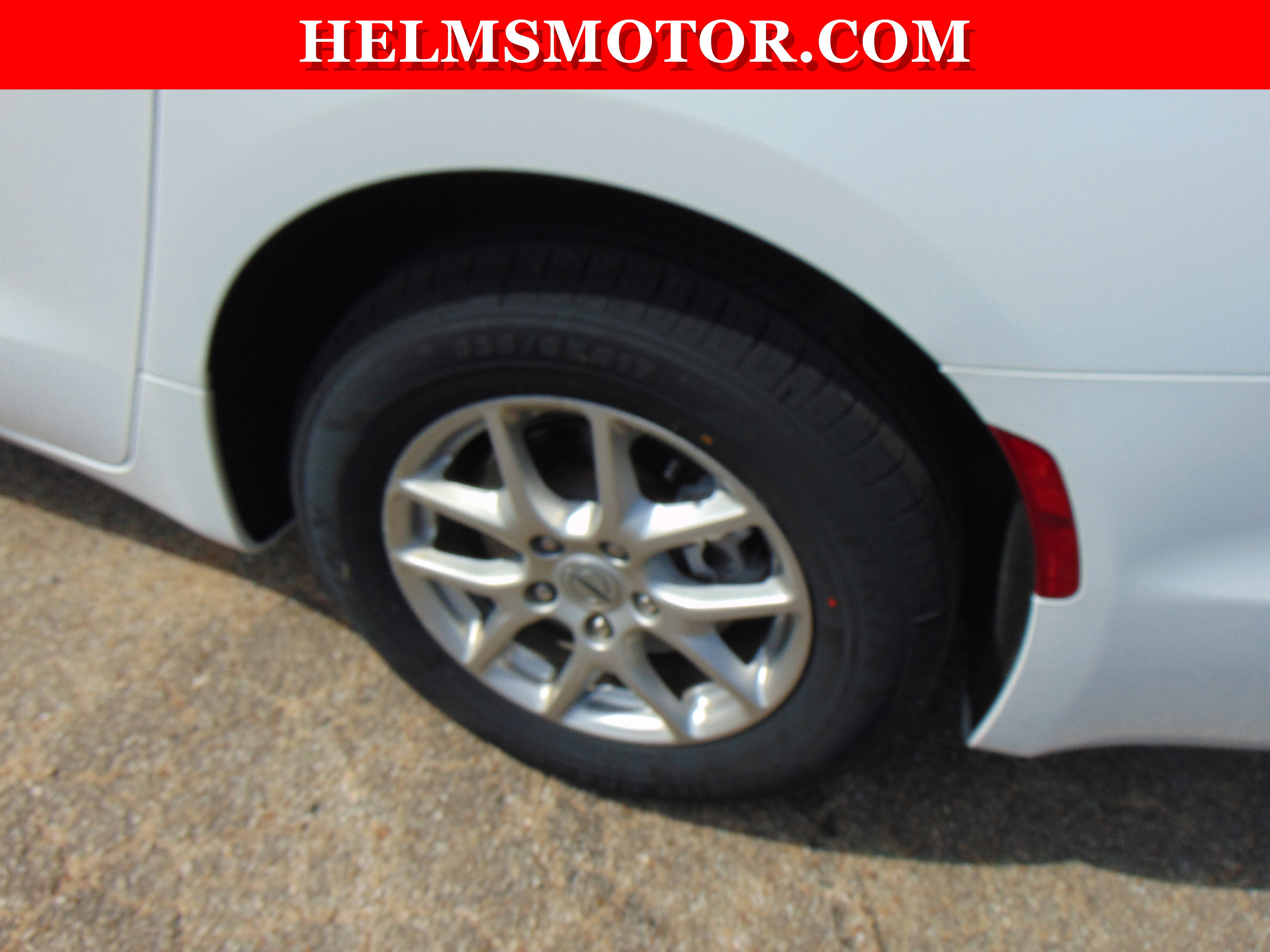 Certified 2024 Chrysler Pacifica Touring-L FWD image 10