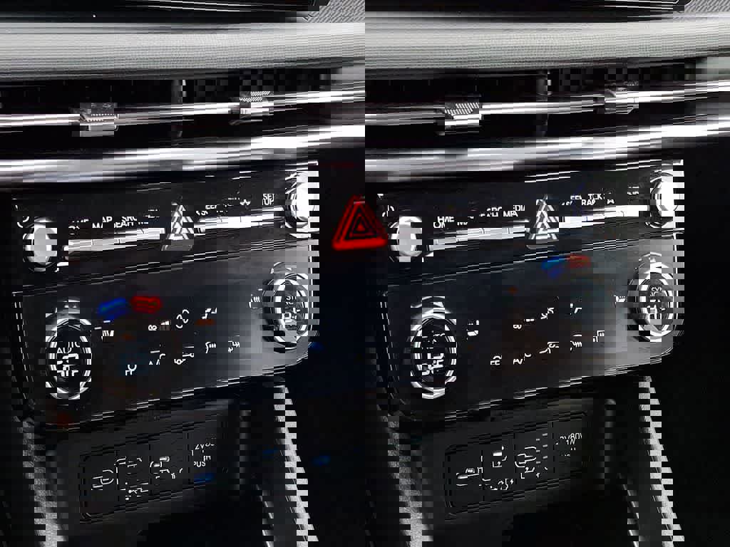 Used 2025 Hyundai Tucson SEL image 14