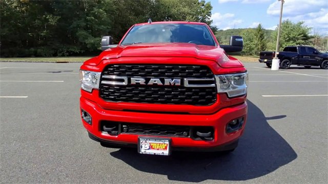 Used 2024 RAM 2500 Big Horn w/ Sport Appearance Package image 3
