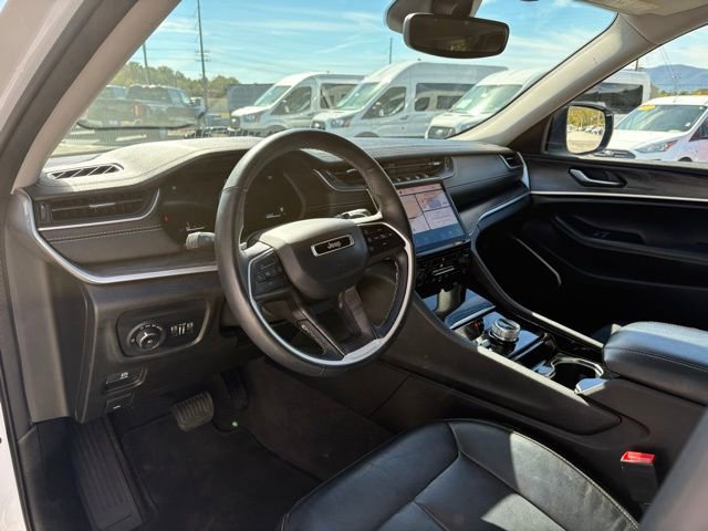 Used 2022 Jeep Grand Cherokee L Limited image 10