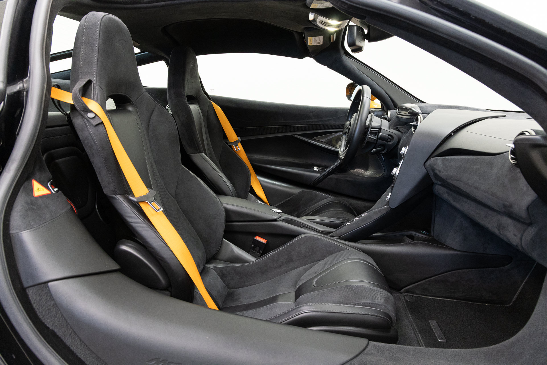Used 2019 McLaren 720S Performance RWD image 13