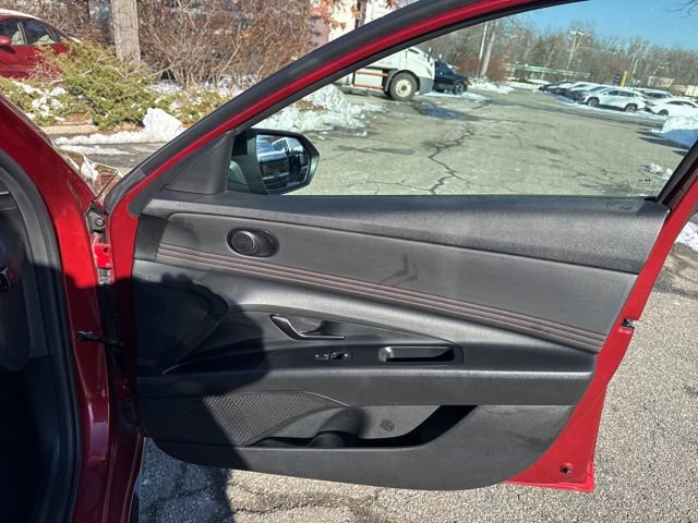 Used 2022 Hyundai Elantra N Line image 30