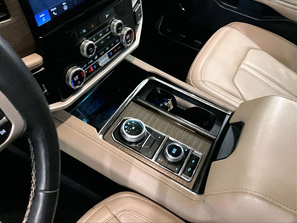 Used 2024 Ford Expedition Max Limited image 21