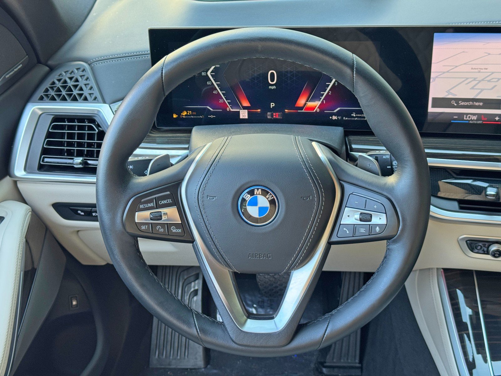 Used 2024 BMW X5 xDrive50e w/ Premium Package AWD/4WD image 21