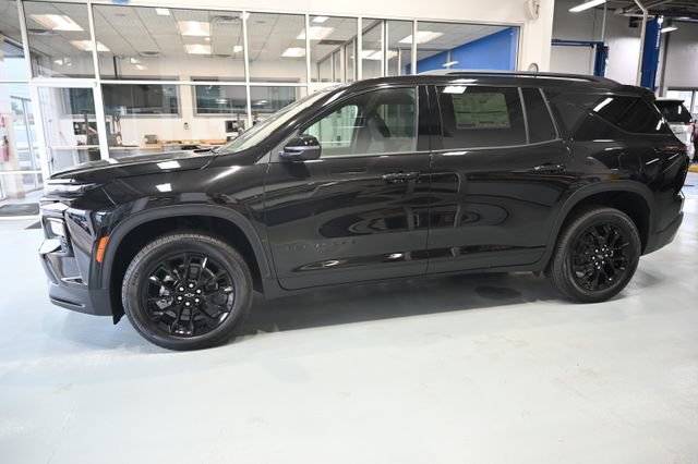 New 2026 Chevrolet Traverse LT w/ Midnight/Sport Edition FWD image 7