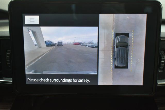 Used 2023 Ford Explorer Limited image 28