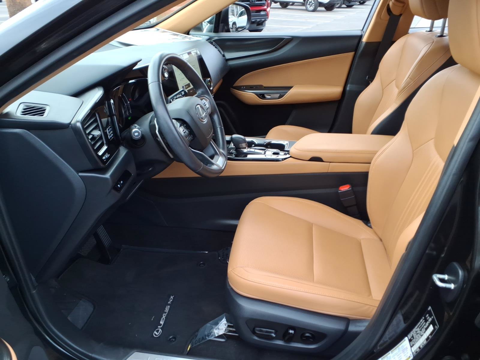 Used 2025 Lexus NX 350h AWD image 15