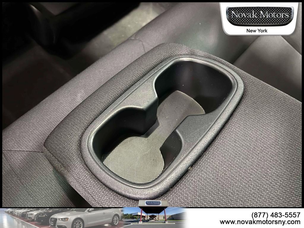 Used 2025 Toyota Corolla LE FWD image 14