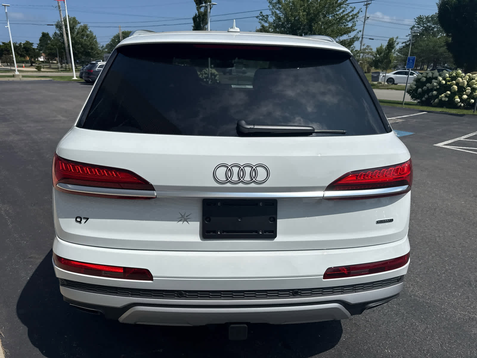 New 2025 Audi Q7 3.0T Premium Plus image 7