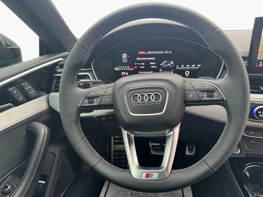 Used 2022 Audi A5 2.0T Premium Plus w/ Premium Plus image 17