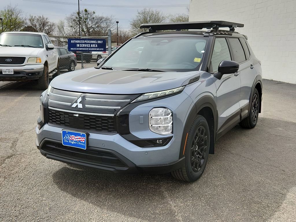 New 2026 Mitsubishi Outlander Trail Edition image 4